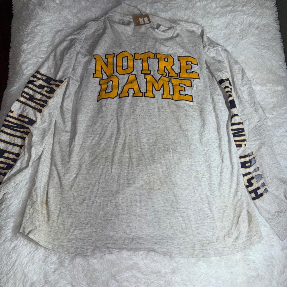 Vintage Notre Dame Fighting Irish Long Sleeve Shirt Mens Gray NCAA Sportswear